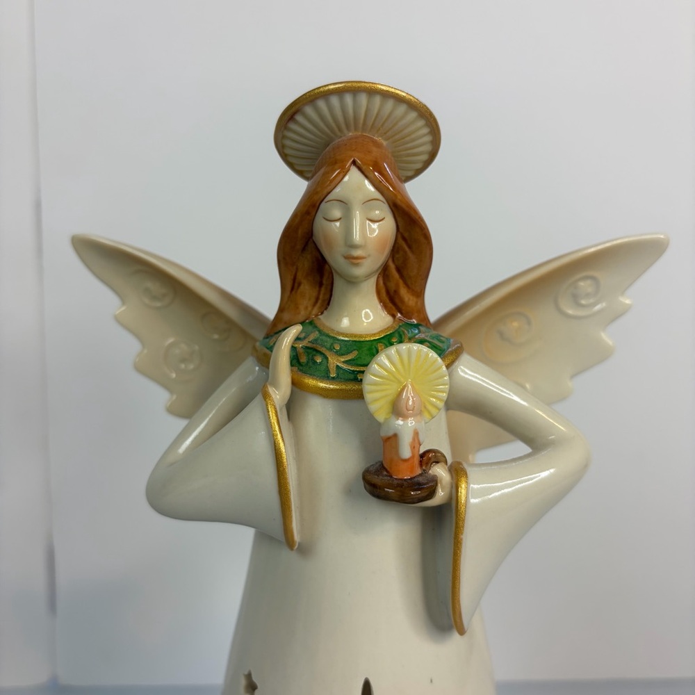 Kirkland Signature Light Up Angel Christmas Figurine Statue Colour Changing - Picture 3 of 9